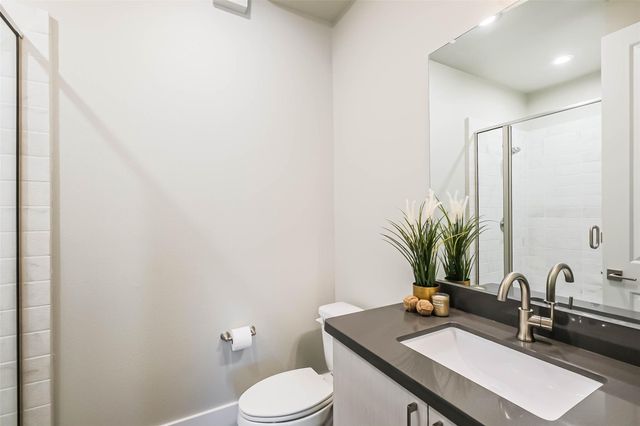 2401 Crawford Street C1B, Houston, TX 77004