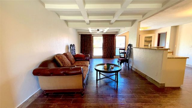 1002 Glenda Street, Terrell, TX 75160