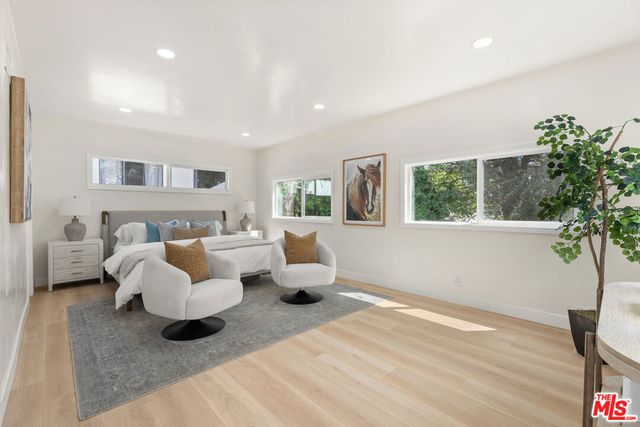 8420 Bleriot Avenue, Los Angeles, CA 90045
