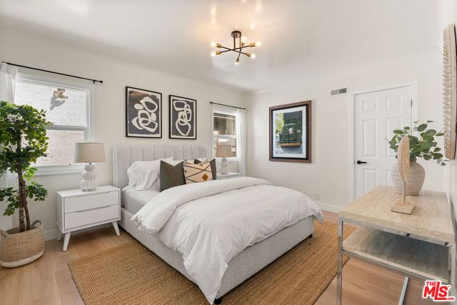 8420 Bleriot Avenue, Los Angeles, CA 90045