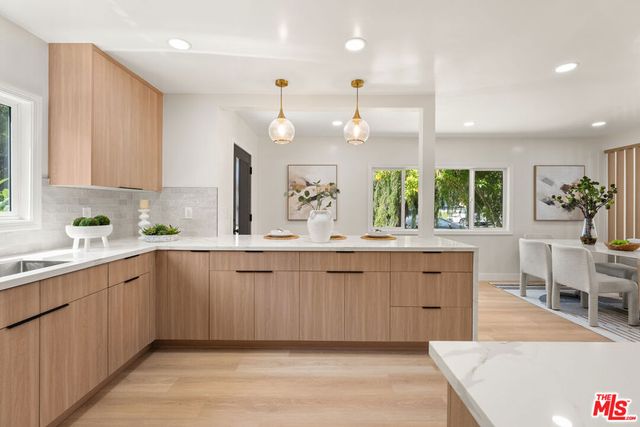 8420 Bleriot Avenue, Los Angeles, CA 90045