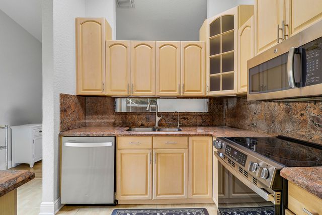 9767 Arbor Meadow Drive, Boynton Beach, FL 33437