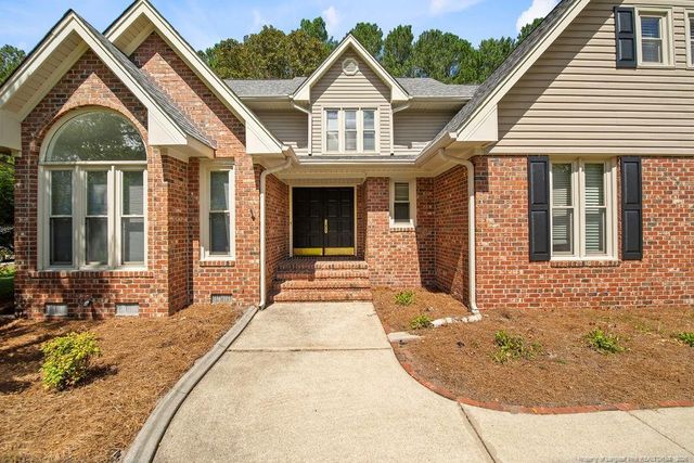 887 Three Wood Drive, Fayetteville, NC 28312