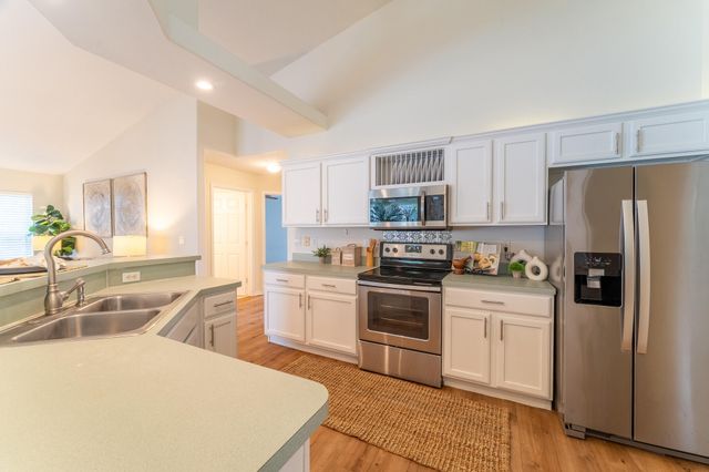 513 SE Cliff Road, Port St. Lucie, Port St Lucie, FL 34984