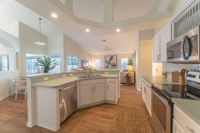 513 SE Cliff Road, Port St. Lucie, Port St Lucie, FL 34984
