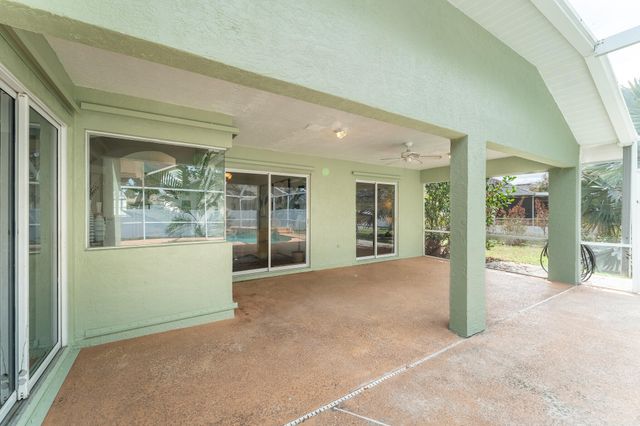 513 SE Cliff Road, Port St. Lucie, Port St Lucie, FL 34984