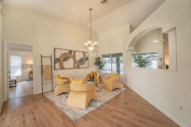 513 SE Cliff Road, Port St. Lucie, Port St Lucie, FL 34984