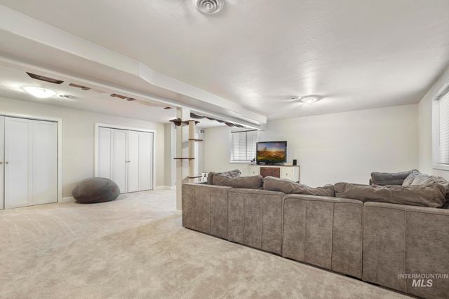 208 Diamond Dr., Kimberly, ID 83341