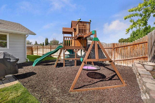 208 Diamond Dr., Kimberly, ID 83341