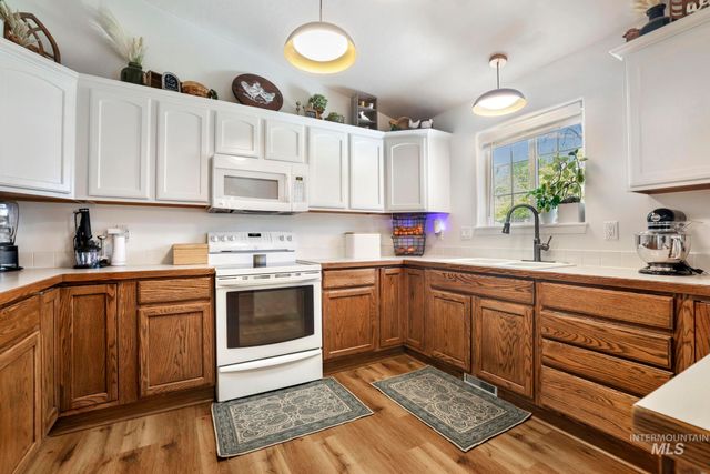 208 Diamond Dr., Kimberly, ID 83341