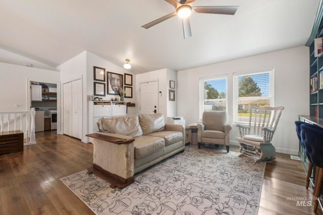 208 Diamond Dr., Kimberly, ID 83341