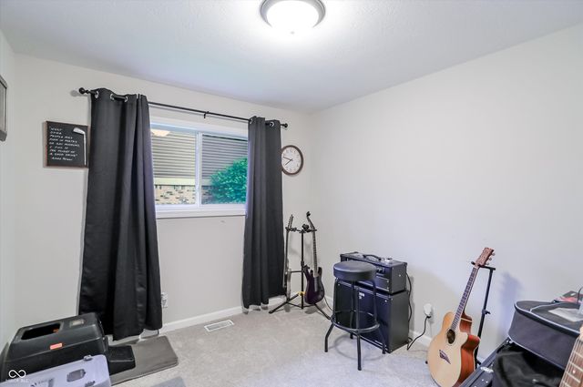 734 N Peterman Road, Greenwood, IN 46142