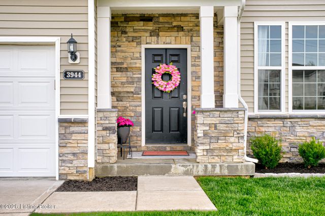 3944 Creek Meadow Dr, La Grange, KY 40031