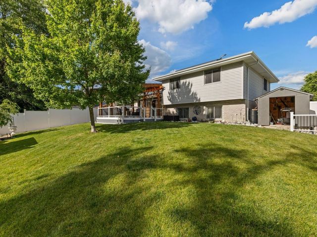 903 Prescott Drive, Joliet, IL 60432