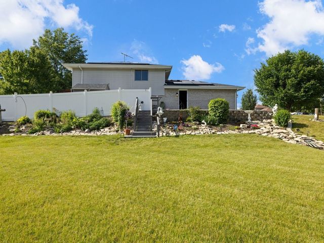 903 Prescott Drive, Joliet, IL 60432