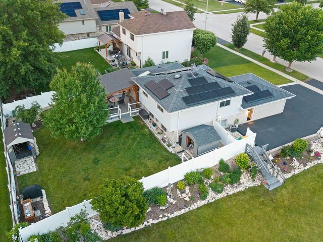 903 Prescott Drive, Joliet, IL 60432