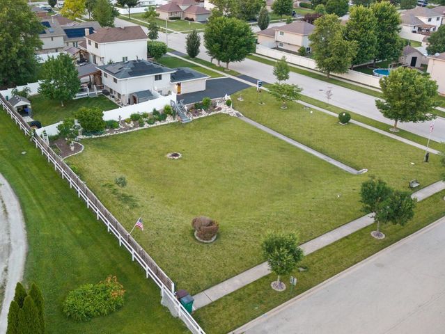 903 Prescott Drive, Joliet, IL 60432