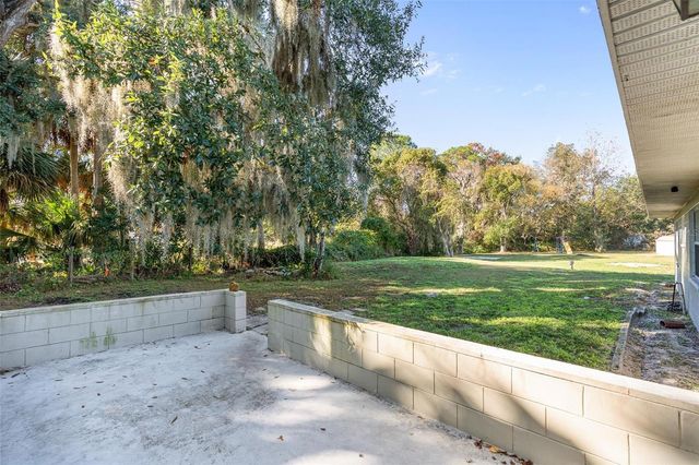 15836 WILSON PARRISH ROAD, Umatilla, FL 32784