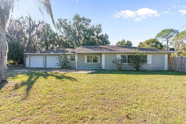15836 WILSON PARRISH ROAD, Umatilla, FL 32784