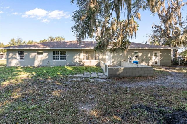 15836 WILSON PARRISH ROAD, Umatilla, FL 32784