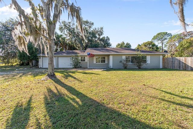 15836 WILSON PARRISH ROAD, Umatilla, FL 32784