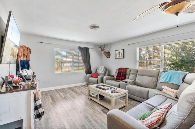 15836 WILSON PARRISH ROAD, Umatilla, FL 32784