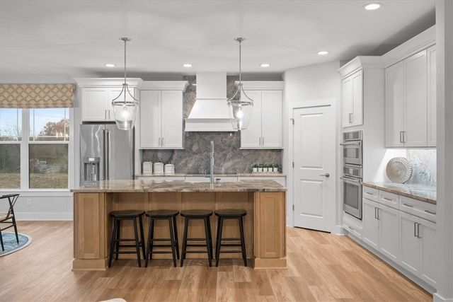 104 Ridgewood Heights Dr, West Deer, PA 15101