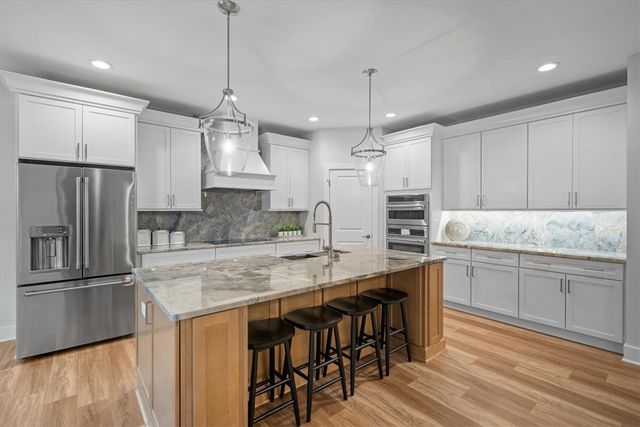 104 Ridgewood Heights Dr, West Deer, PA 15101