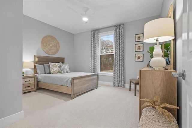 104 Ridgewood Heights Dr, West Deer, PA 15101