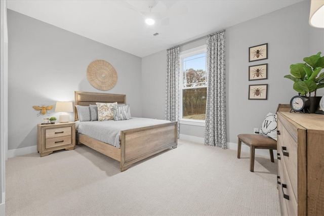 104 Ridgewood Heights Dr, West Deer, PA 15101