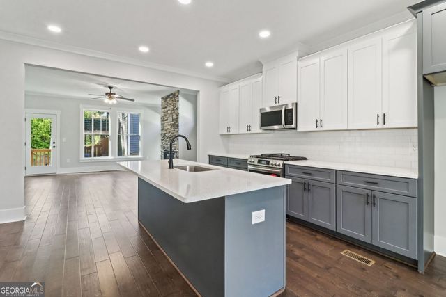 682 Shelton Avenue SW, Atlanta, GA 30310
