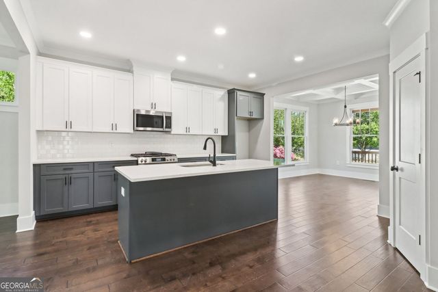 682 Shelton Avenue SW, Atlanta, GA 30310