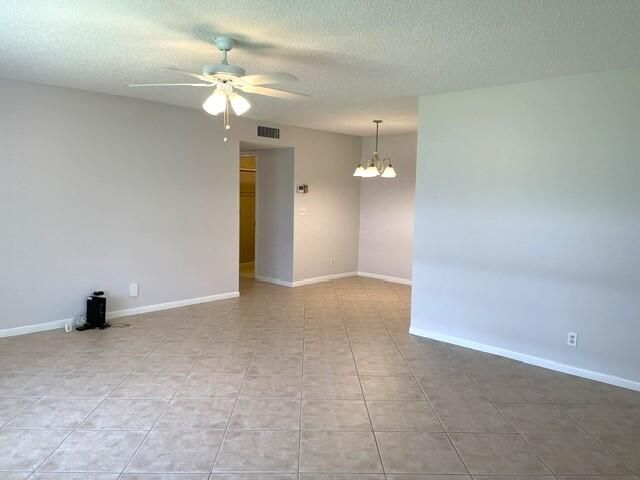1202 S DRIVE Circle A, Delray Beach, FL 33445
