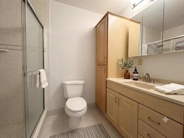 1202 S DRIVE Circle A, Delray Beach, FL 33445