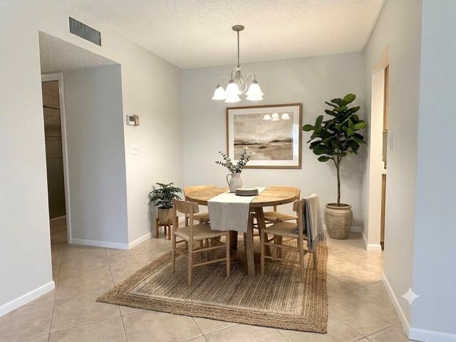 1202 S DRIVE Circle A, Delray Beach, FL 33445