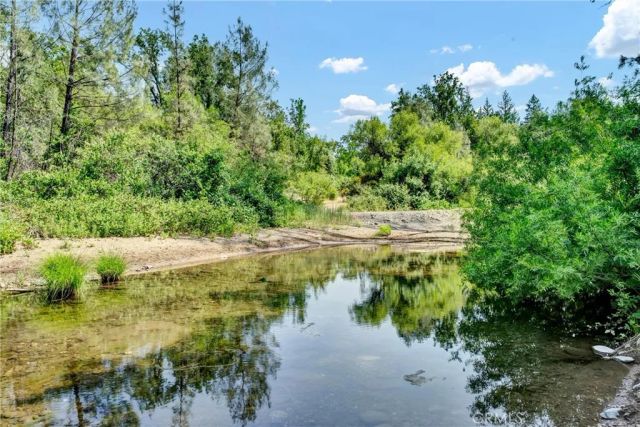 22550 Shady Grove Road, Middletown, CA 95461