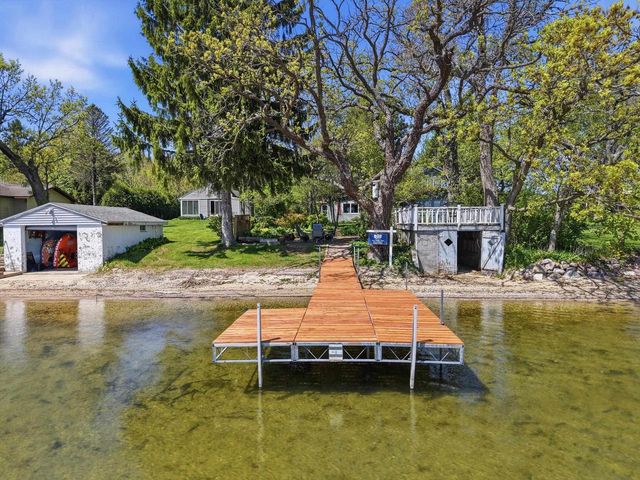 2224 Hwy 51, Stoughton, WI 53589