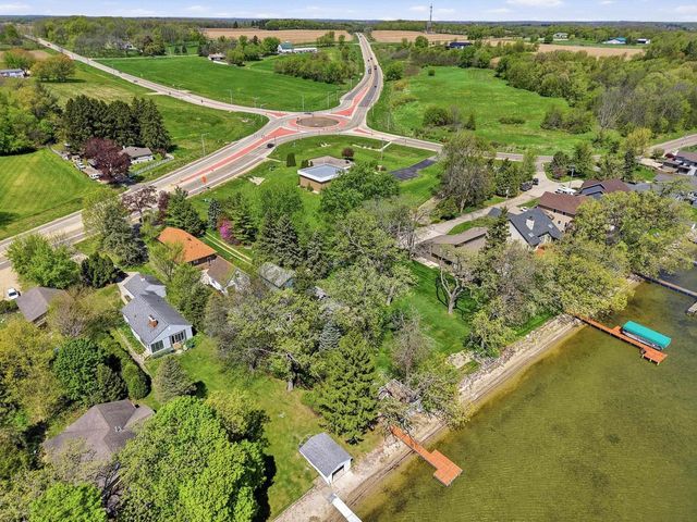 2224 Hwy 51, Stoughton, WI 53589