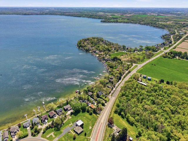 2224 Hwy 51, Stoughton, WI 53589