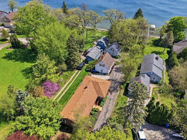2224 Hwy 51, Stoughton, WI 53589