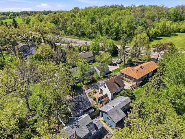 2224 Hwy 51, Stoughton, WI 53589