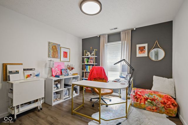 7622 Sergi Canyon Drive, Indianapolis, IN 46217