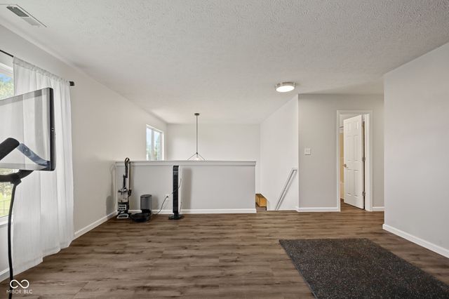 7622 Sergi Canyon Drive, Indianapolis, IN 46217