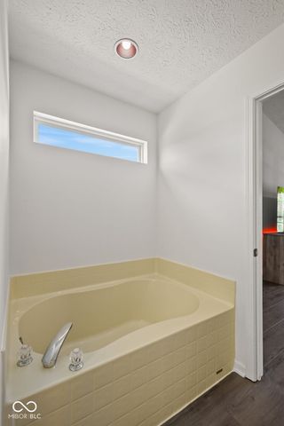 7622 Sergi Canyon Drive, Indianapolis, IN 46217