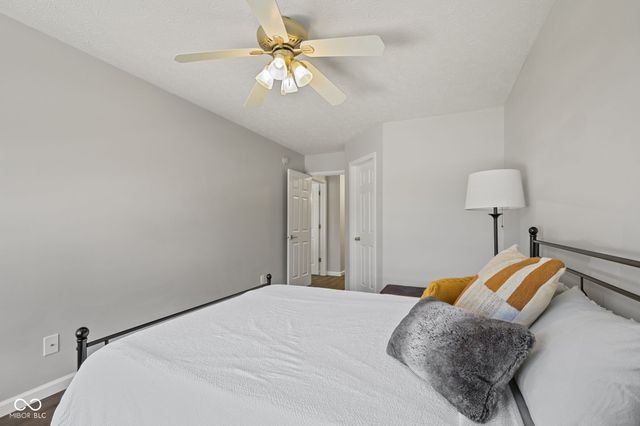 7622 Sergi Canyon Drive, Indianapolis, IN 46217
