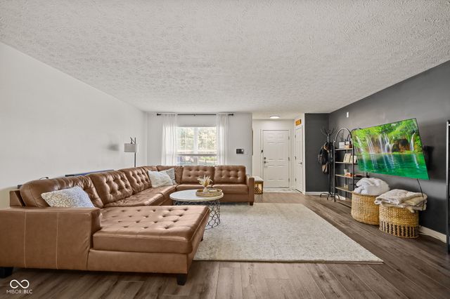 7622 Sergi Canyon Drive, Indianapolis, IN 46217