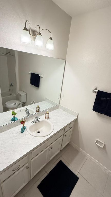 Image 20 of property listing at 6970 TUSSILAGO WAY, Orlando, FL 32822