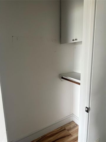 989 Alberdie Drive, Crystal Beach, TX 77650