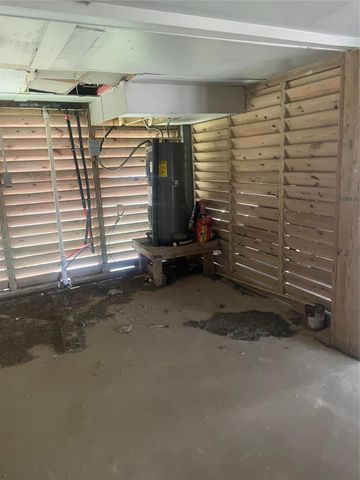 989 Alberdie Drive, Crystal Beach, TX 77650