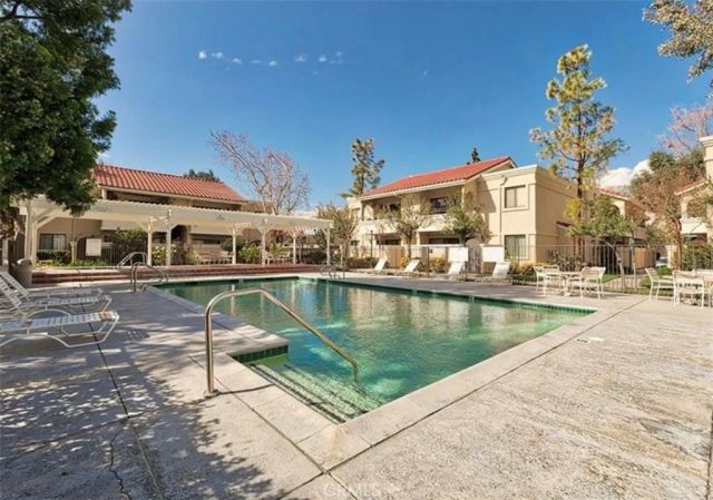 27236 Luther Drive 702, Canyon Country, CA 91351
